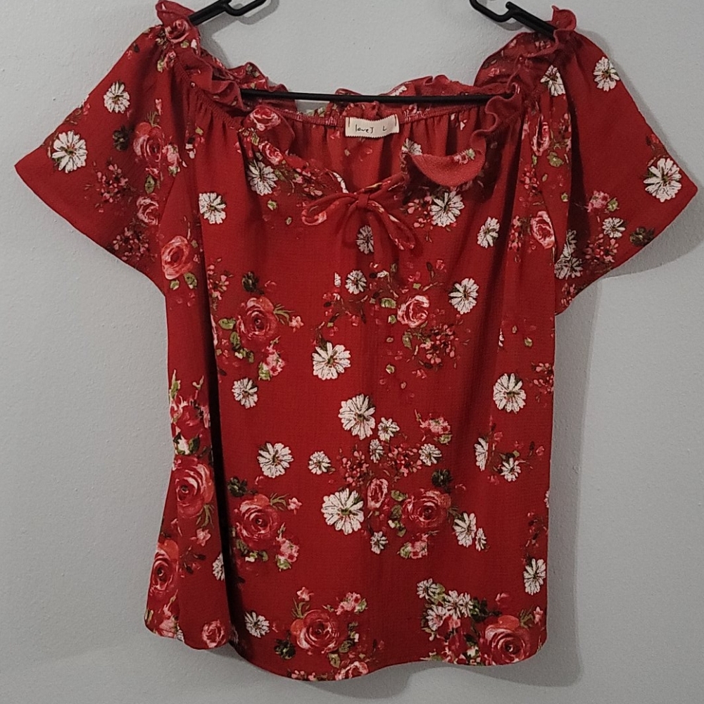 NWOT, Love J Red with flowers off shoulders blouse